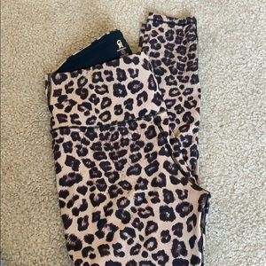 Good American Leopard leggings